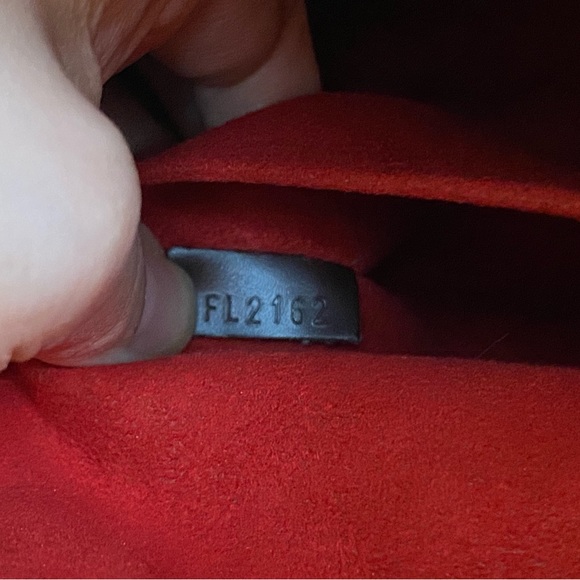 Louis Vuitton Damier Ebene Trevi PM Shoulder Bag - Picture 9 of 11